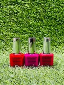 Avon Copy Nail Polish Mehroon 11 ML